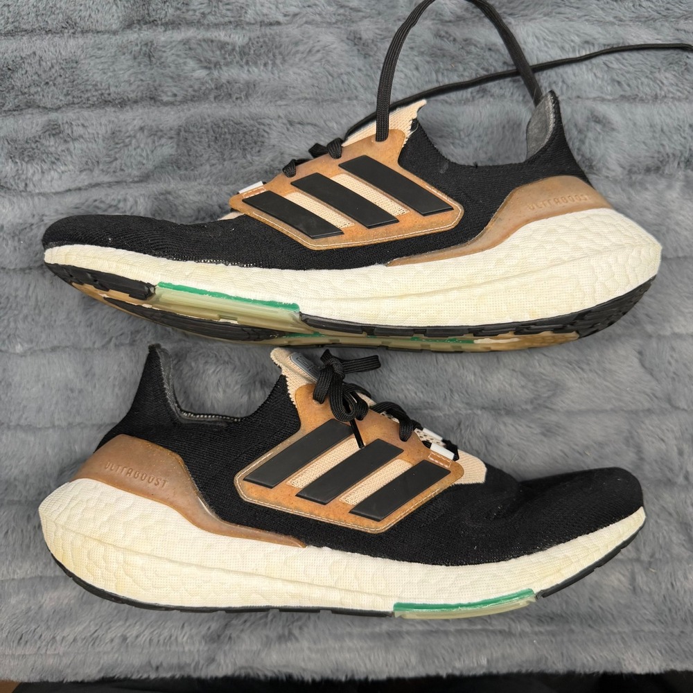 Adidas Ultraboost 22 Mens Running Shoes Black Orange HQ3536 Size 11